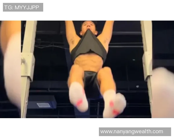 足球明星们的腹肌训练秘籍与精彩肌肉图片分享 足球明星们的腹肌训练秘籍与精彩肌肉图片分享