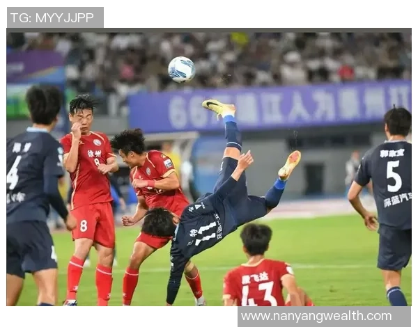 足球明星齐聚时尚秀场精彩瞬间回顾视频分享