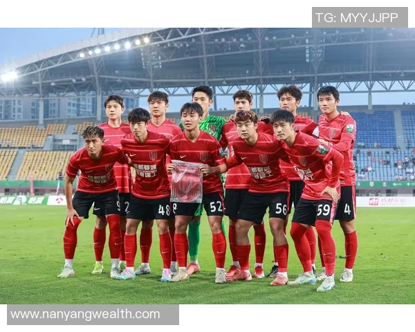 足球战术:成都足球队的盯防体系